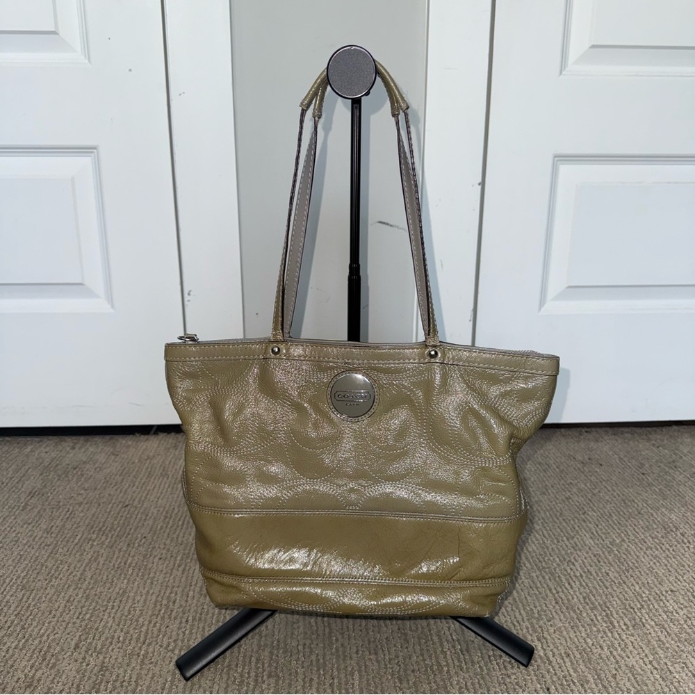 Coach F15142 Taupe Olive Green Tote